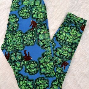 Lularoe Sasquatch/Sascrotch/Bigfoot Leggings in women’s OS